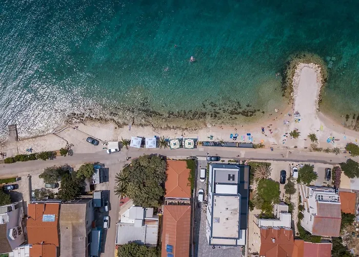 Apartmani Plazibat