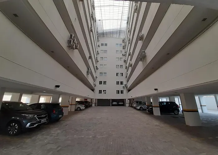 Lindo apto de 3 quartos, a 100m da praia, com ar-condicionado em todos os ambientes
