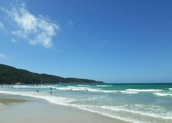 Excelente Apto Na Quadra Da Praia