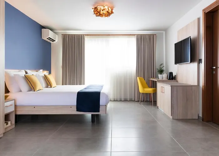 Antoniel Suites