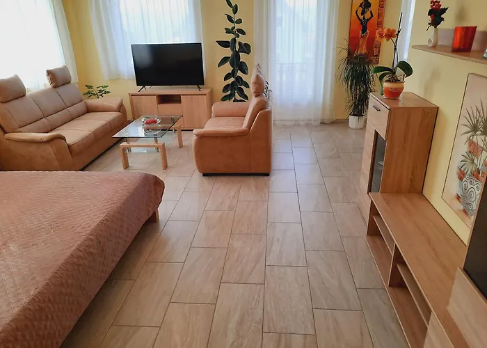 Apartmanhaz King