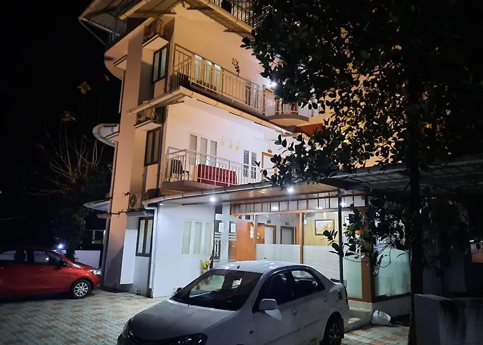 Base9 Hotel - Cochin Airport