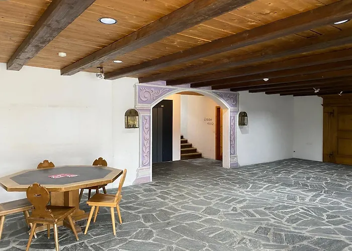 Moderne Ferienwohnung in Laax - Modern apartment in Laax