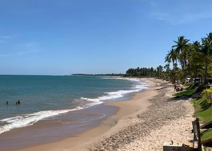 Guarajuba Summer Flat Melhor localização de Guarajuba e melhores Flats Beira Mar de Guarajuba Dispomos de 4 flats decorados no mesmo condomínio Aqui você não precisa de carro para nada Faça tudo à pé