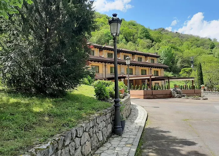 Hotel Restaurante La Casa De Juansabeli