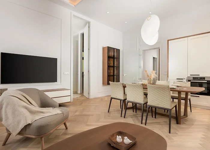 Plaza Apartments