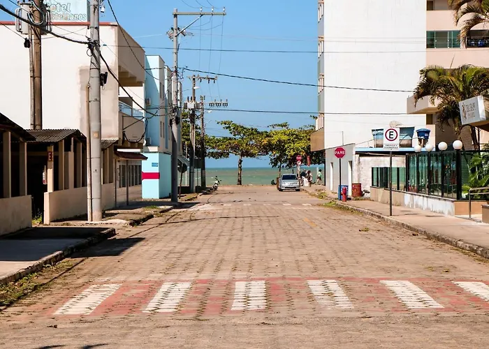 Ótimo apartamento na Praia dos Castelhanos com Wi-Fi