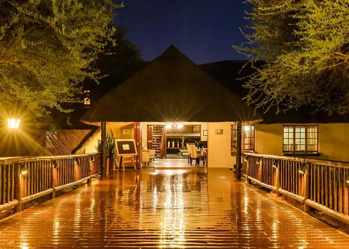 Mongena Private Game Lodge