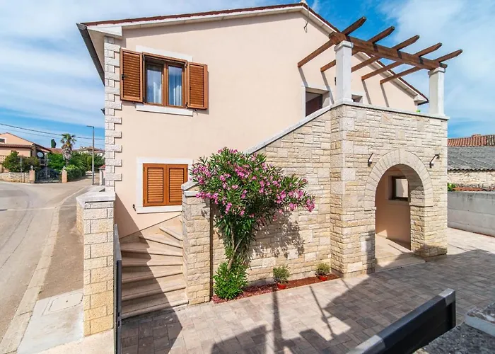Apartment Vabriga