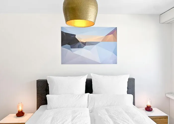 ARISER - Zug Mountain View Business Apartment