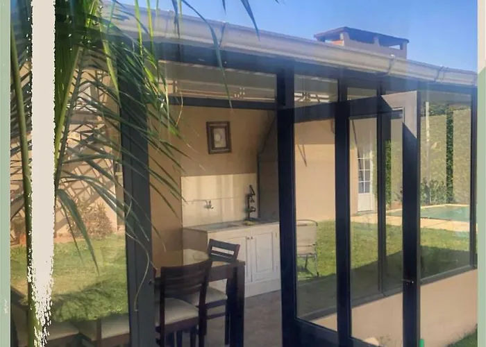 Caminos Hostal