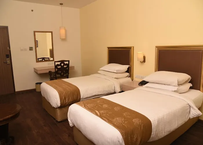 Hotel Sabareesh Park