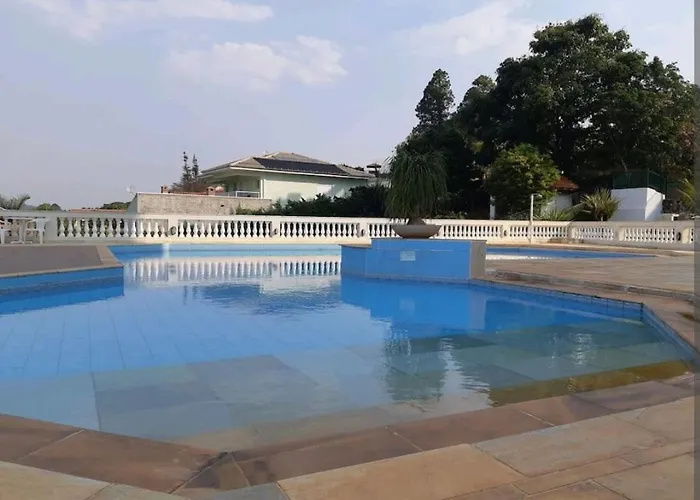 Flat encantador localizado no melhor de Serra Negra - SP