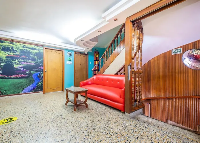 Hotel Almirante
