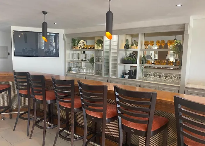 Kennaway Hotel