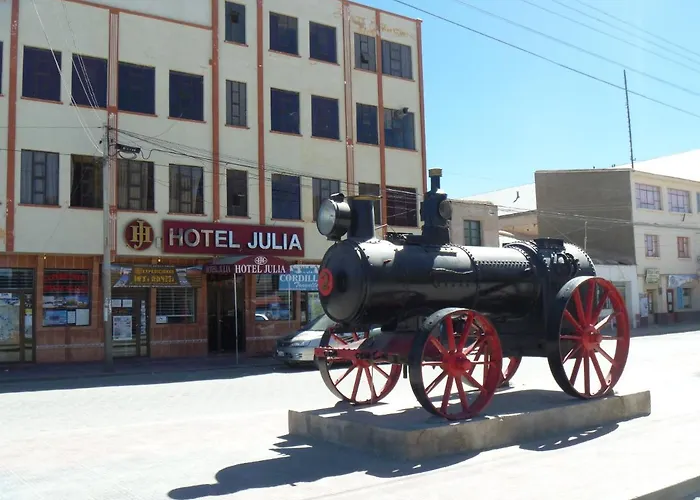 Julia Plaza Hotel