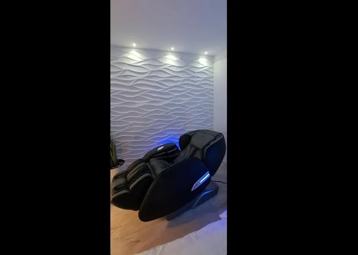 Apartment Wave -Luxury Massage Chair-Infrared Sauna, Free Reserved Leased Parking With Video Surveillance, Entry With Pin 0 - 24H, Free Cancellation 24 Hours Before Check In, Premium Pillows And Mattress
