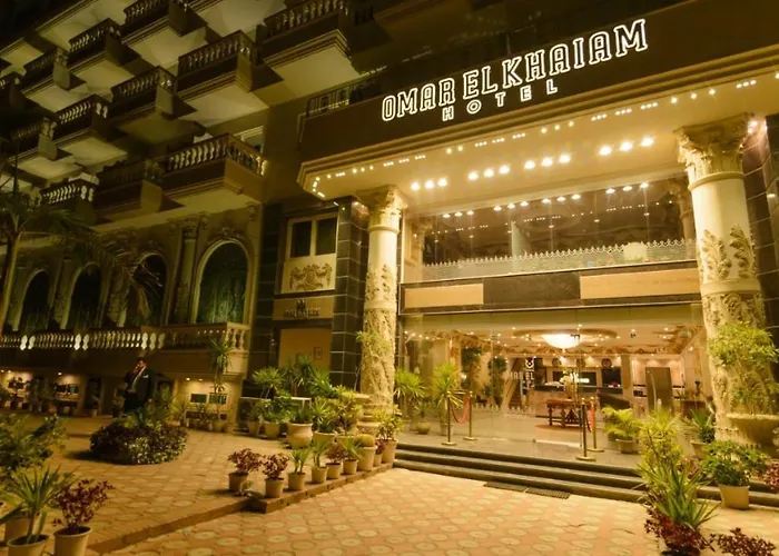 Omar Elkhaiam Hotel
