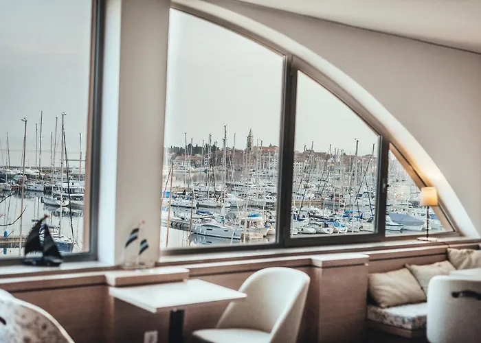 Hotel Delfin