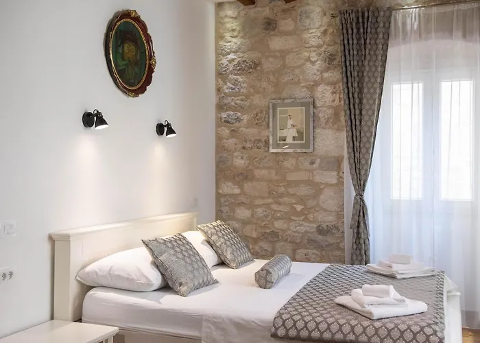 Stephane City Vibe Suites