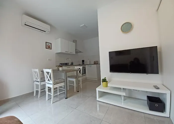 Apartments Leon 1