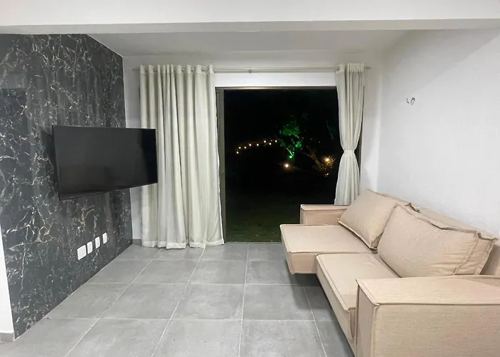 Casa em Condomínio Montserrat