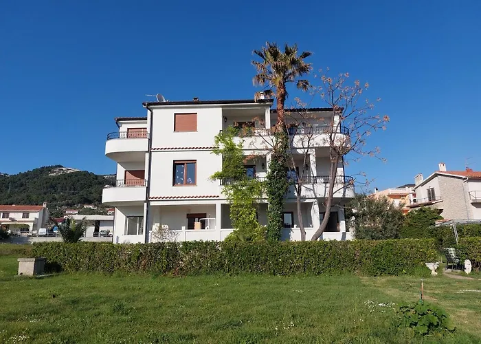 Apartments Amfora