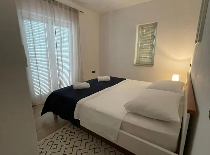 Apartment Frina Ii, Island Hvar
