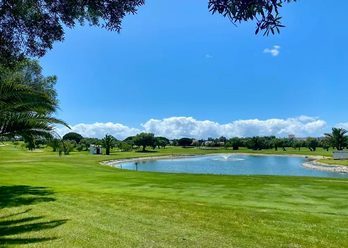 Vista Lago Ville