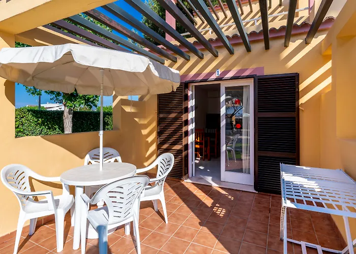 Apartamentos Ses Anneres