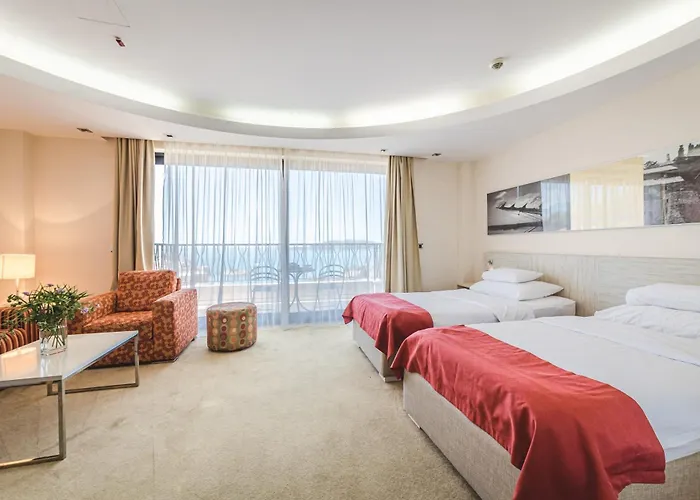 Hotel & Apartments Hec Residence