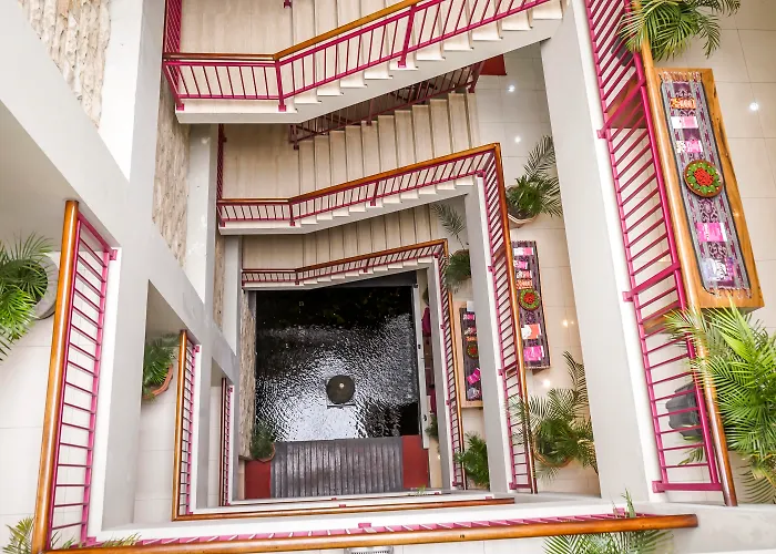 Lombok Plaza Hotel And Convention