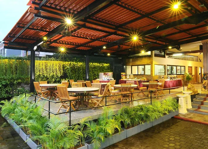 Green Garden Hotel