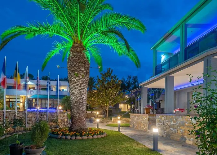 Dionysos Hotel & Suites