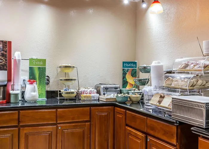 Quality Inn Salinas City Center Area
