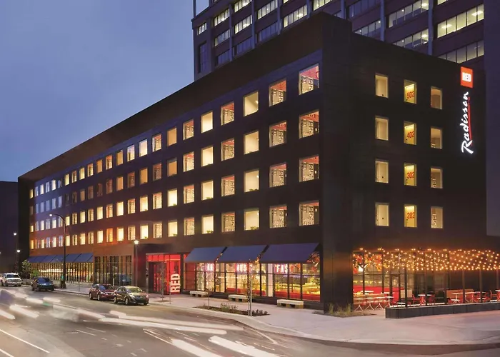 Radisson Red Minneapolis Downtown