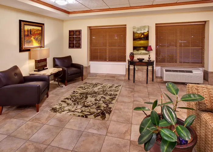 Candlewood Suites Omaha Airport