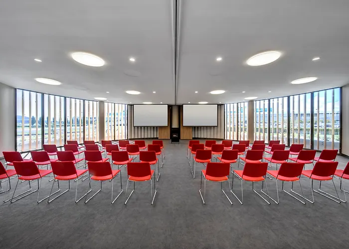 Vibe Hotel Camberra