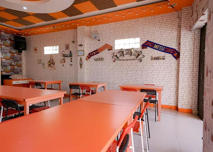 Reddoorz Plus @ Jalan Fl Lumban Tobing Sibolga