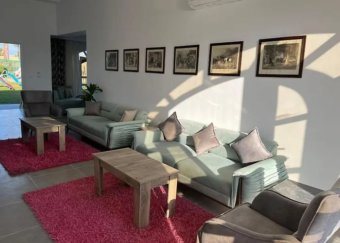 Le Royal Marina Hotel