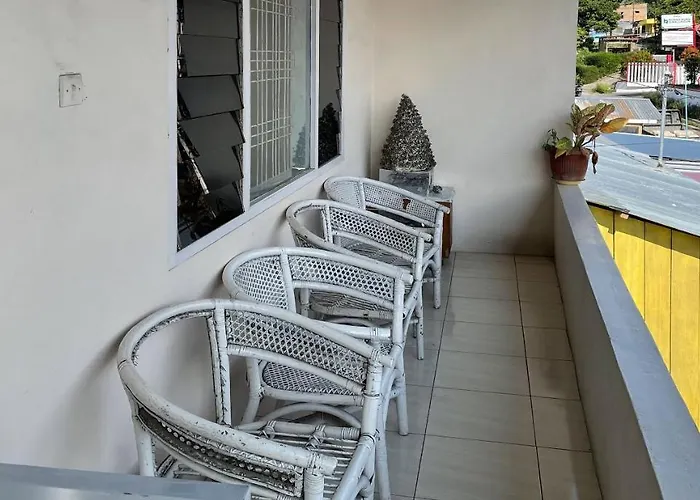 Valencia Homestay Redpartner