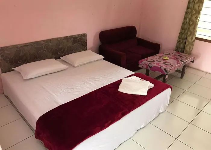 Hotel Miranda At Desa Wisata Berastagi