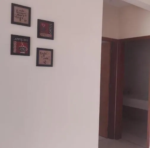 Casa residencial arejada em bairro tranquilo