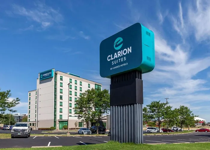 Clarion Suites At The Alliant Energy Center