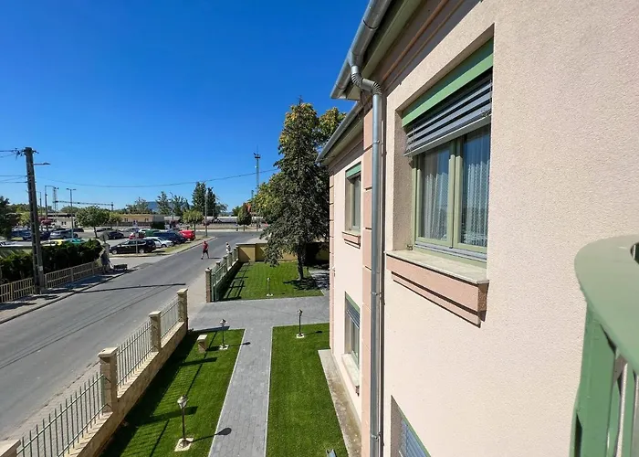 Lujza Apartman