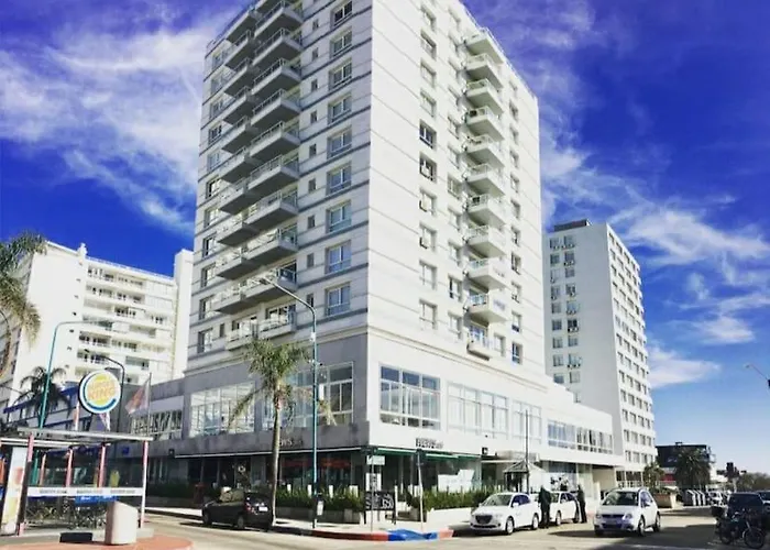 Lux Tower. Departamento 3 Ambientes. Pleno Centro