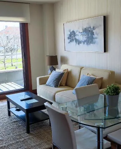 Acogedor Apartamento Con Terraza En Portonovo
