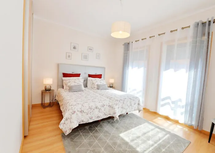Floripes Luxury Apartment With Pool On Rooftop