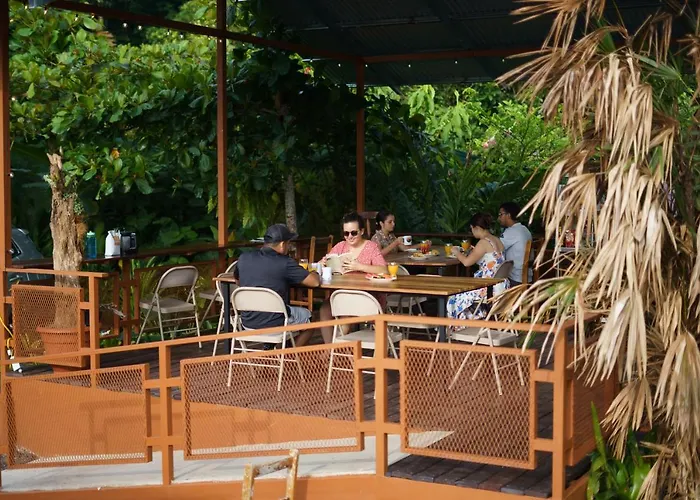 Cabanas Del Rio