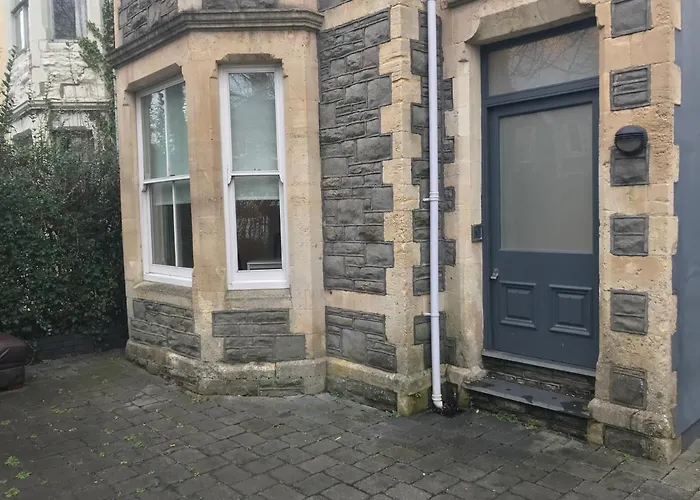 Oakfield Premier Apartments-High Speed Wifi-Smart Selfcheckin-Central Cardiff Gem